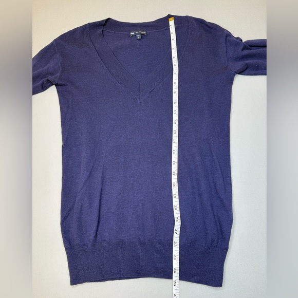 Gap V Neck Sweater Women’s Size XS Navy Blue Cotton Cashmere Blend - Picture 4 of 12
